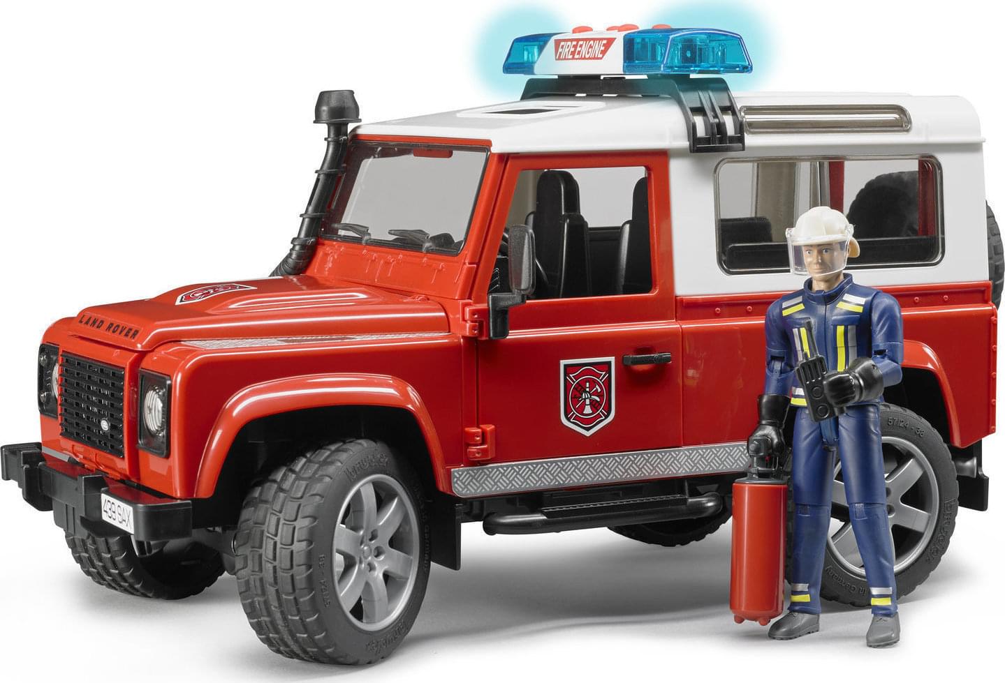 Πυροσβεστικό Land Rover station wagon με πυροσβέστη